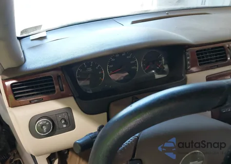 2008 Chevrolet Impala Ltz z USA, uszkodzony, nr VIN 2G1WU583089183405